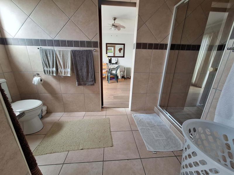 6 Bedroom Property for Sale in Seemeeu Park Western Cape